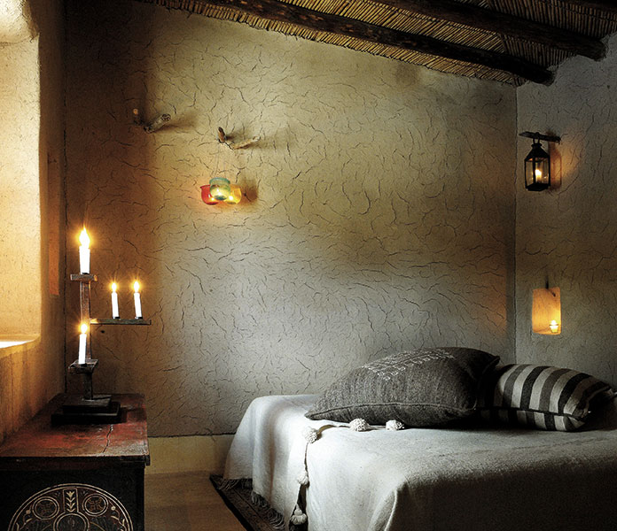 Large Double Bedroom in exclusive lodge, with typical Moroccan decoration and candlelight – La Pause, Morocco